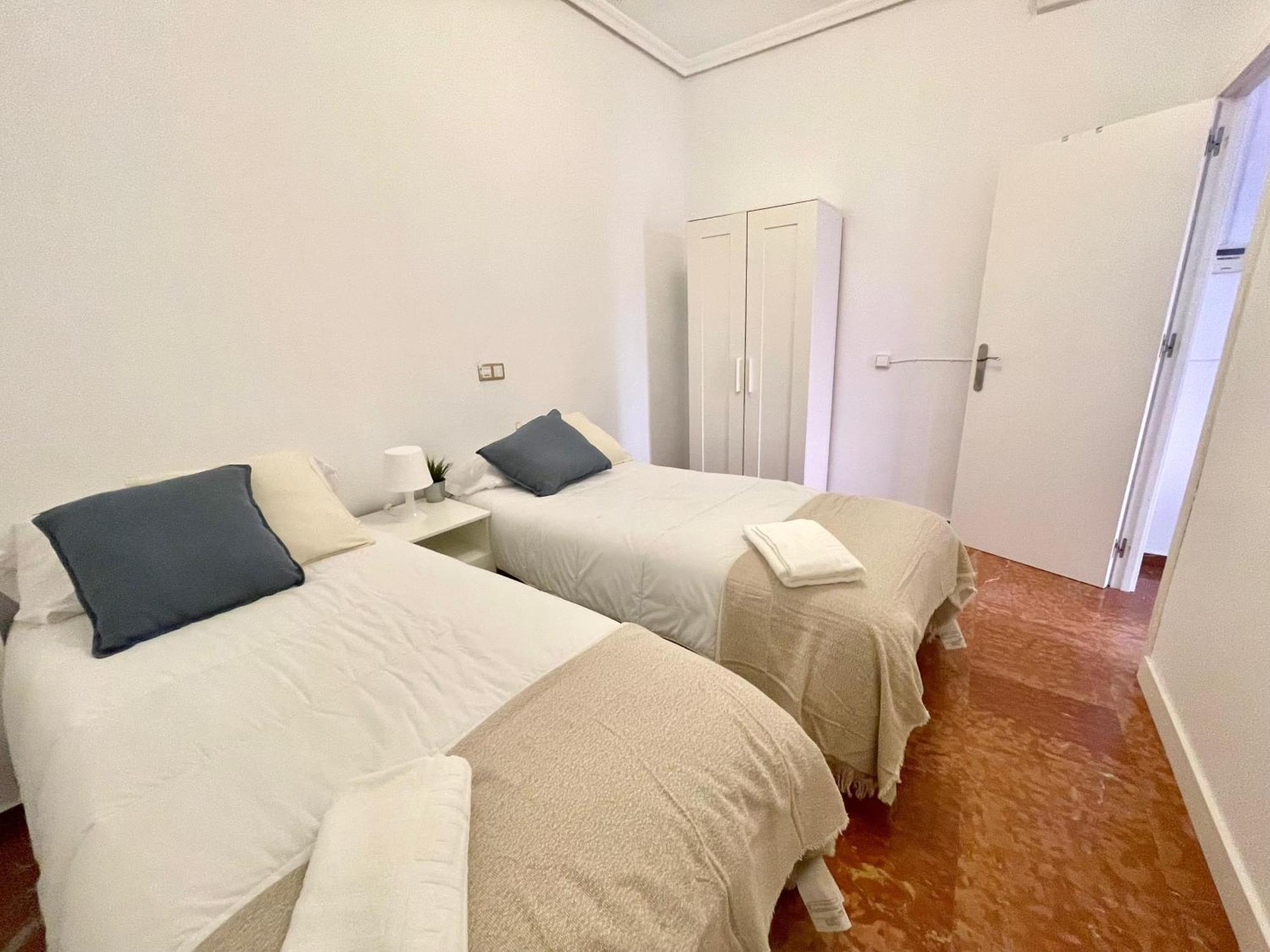 Appartement Enorme Y Luminoso 13 Personas Con Balcones En El Corazon De *